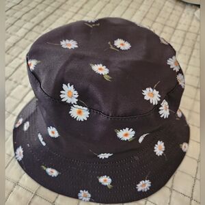 Alice & Olivia Reversible Bucket Hat